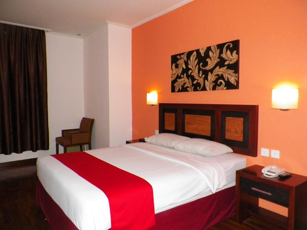 Lampion Hotel Solo Extérieur photo
